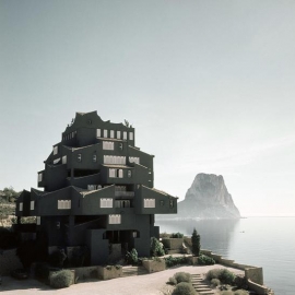现实版“乌托邦” 面朝大海的纪念碑谷豪宅