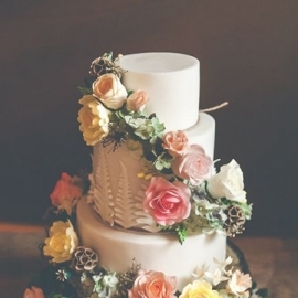 10款绿色森系蛋糕 让你的婚礼更加怡人