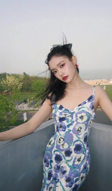 小个子女孩怎么选连衣裙？