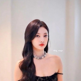 Jennie宁艺卓这种猫系辣妹 原来20年