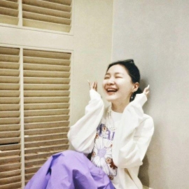 韩女穿起卫衣来怎么这么松弛？