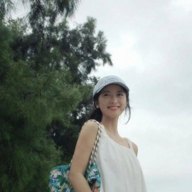 <b>很羡慕，沈月的松弛感很羡慕，沈</b>