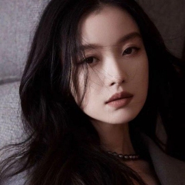 只有“蛇系”美女才能站上C位?美女